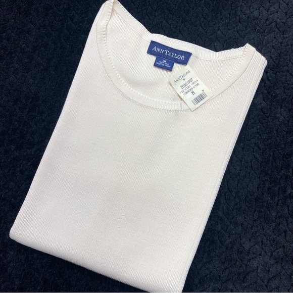 Ann Taylor Silk Cream Colored Shell - Picture 14 of 14